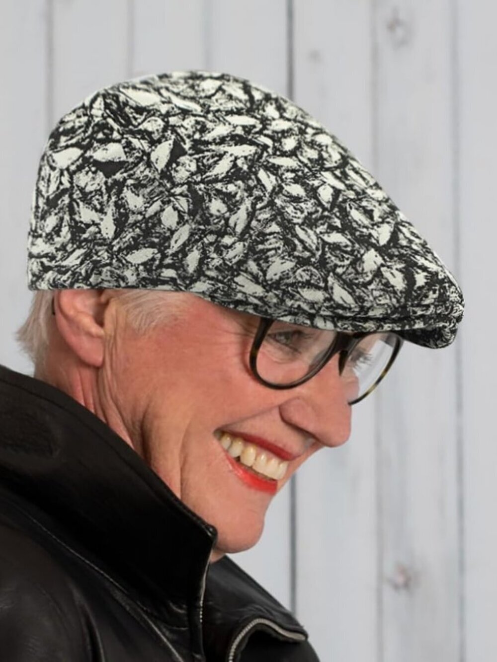 Women's Leopard Print Beret Hat Retro Newsboy Ivy Cap Cabbie Flat Cap Black2